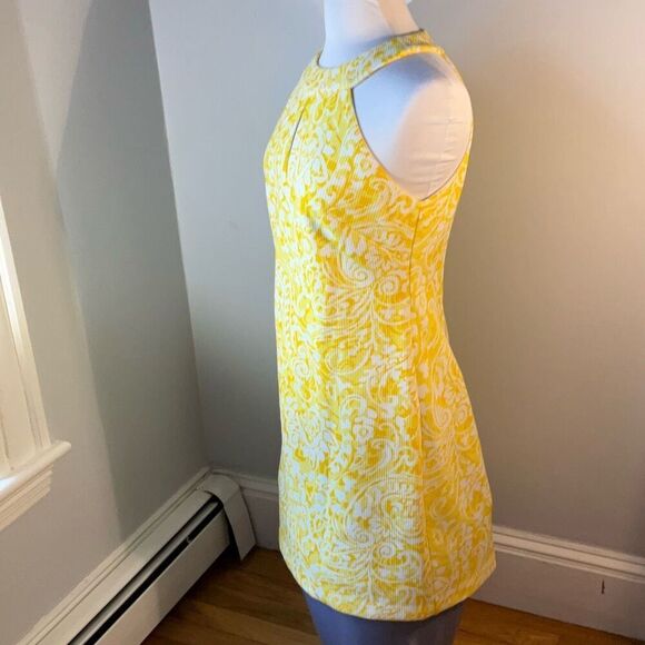 Vince Camuto Keyhole Halter Neckline Yellow Shiftdress, 10. Summer Yellow Paisle - Picture 8 of 12